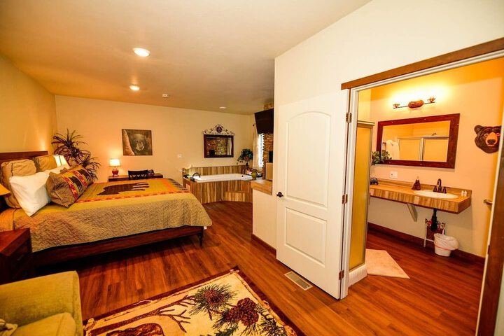 Room 105 of 143