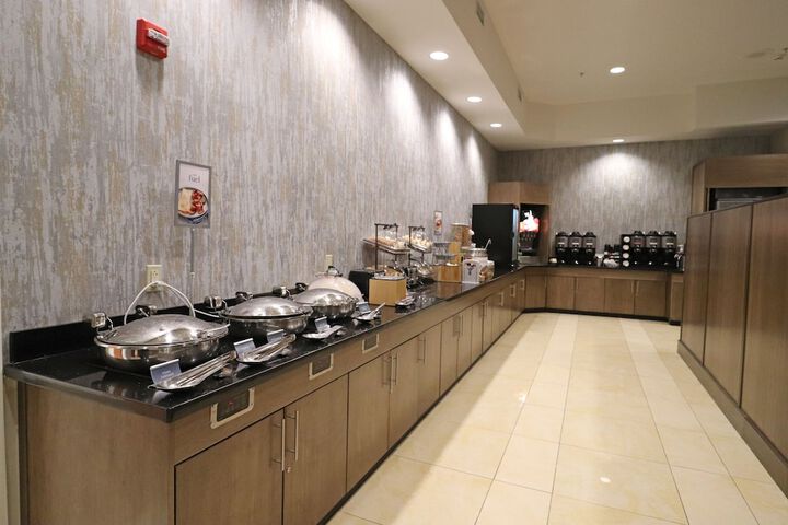 Breakfast/Coffee Service 29 of 31