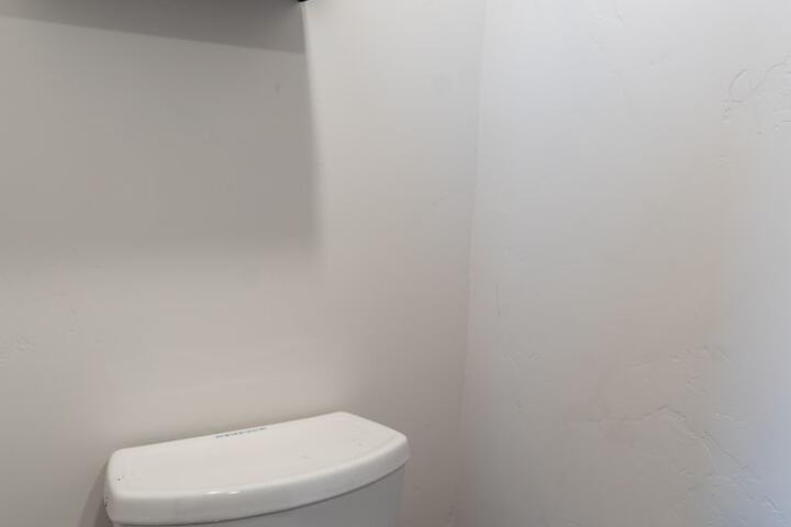 Room 85 of 120