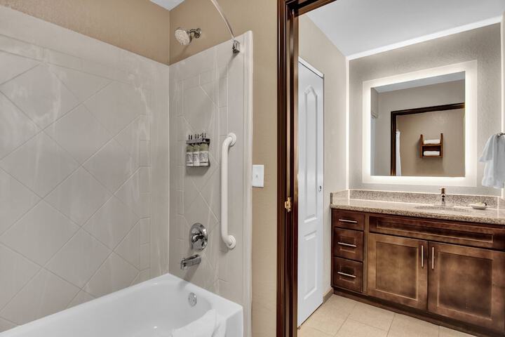 Staybridge Suites Salt Lake-West Valley City by IHG