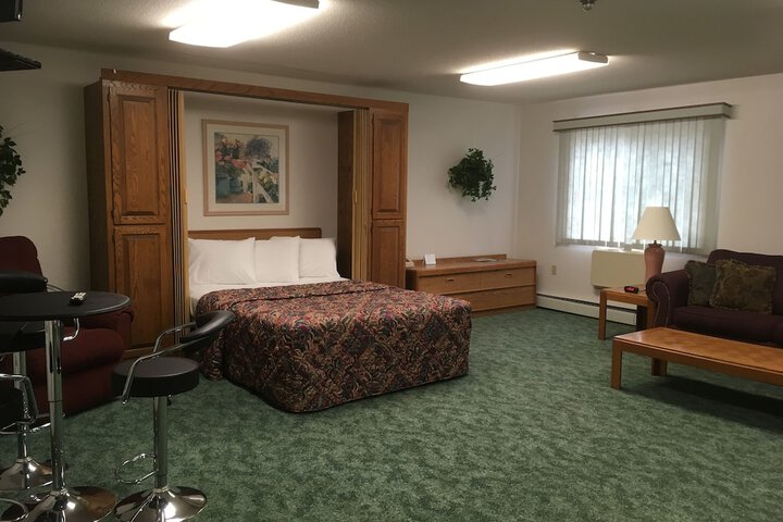 Room 15 of 30
