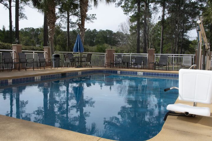 Pool 4 of 40