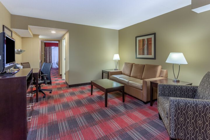 Room 28 of 49