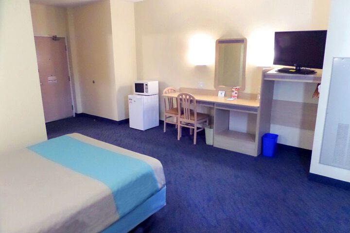 Room 19 of 31