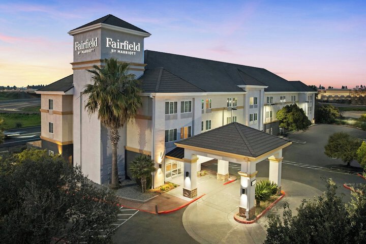 Fairfield Inn and Suites by Marriott Sacramento Elk Grove