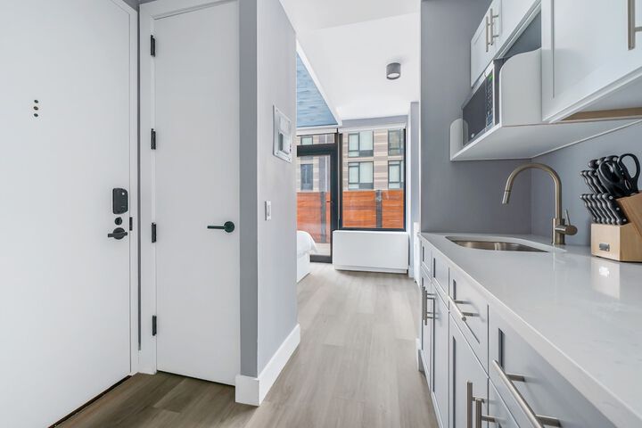 Global Luxury Suites at the Arches