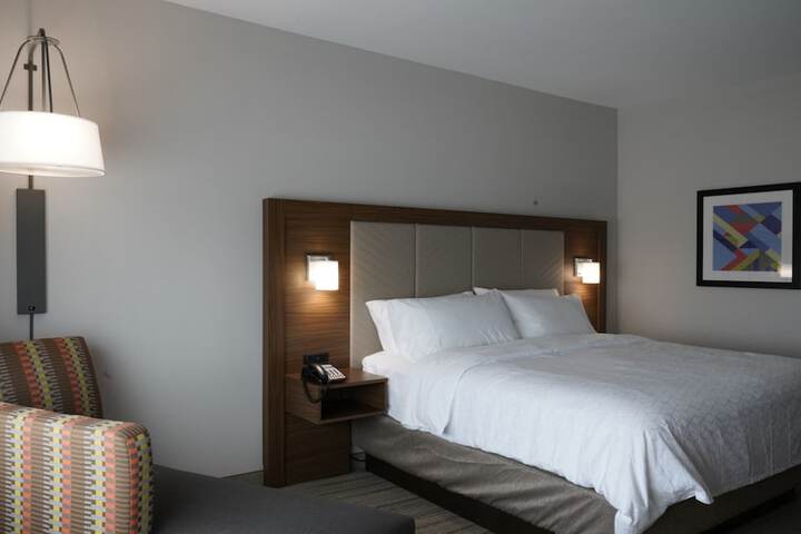 Room 19 of 49