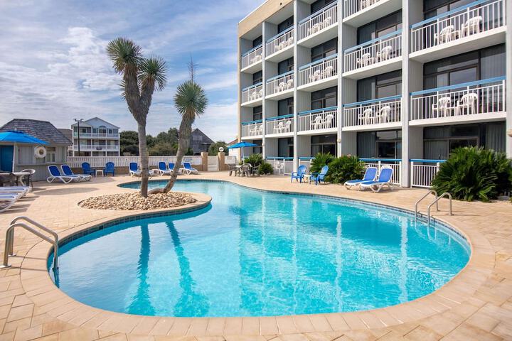Travelodge by Wyndham Outer Banks / Kill Devil Hills