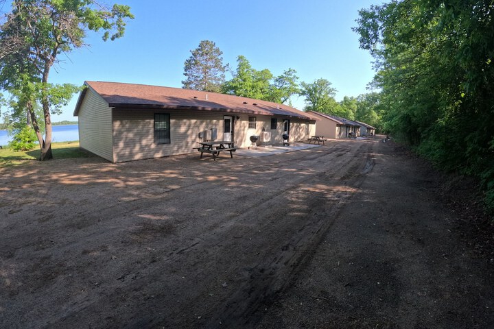 Sunset Cove Resort