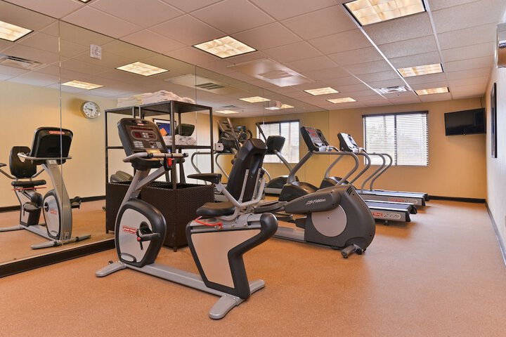 Holiday Inn Express & Suites Indio - Coachella Valley by IHG