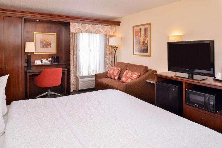 Room 9 of 31
