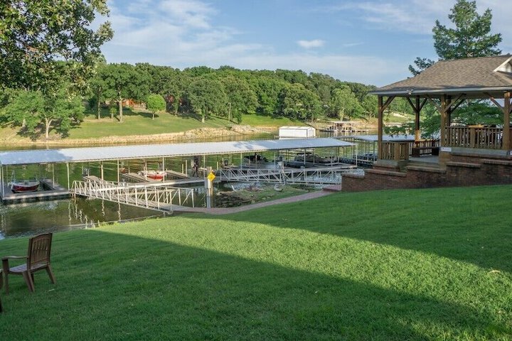 Candlewyck Cove Resort