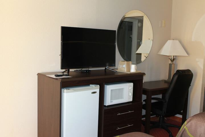 Room 12 of 25