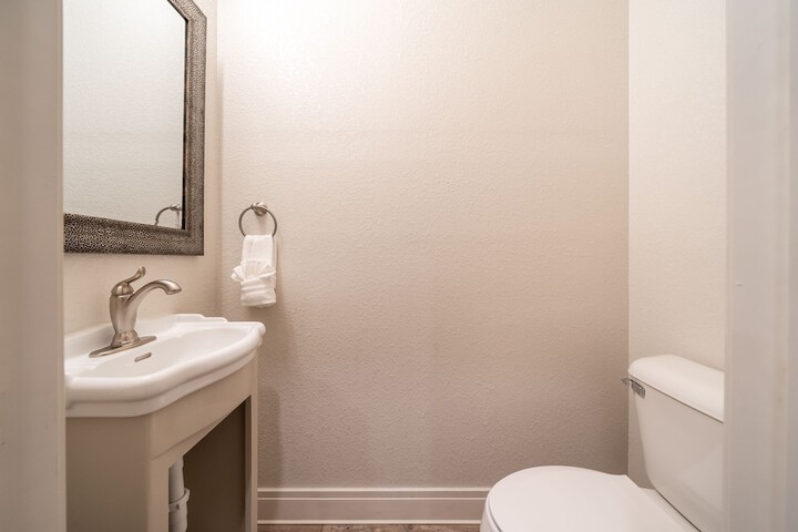 Room 118 of 211