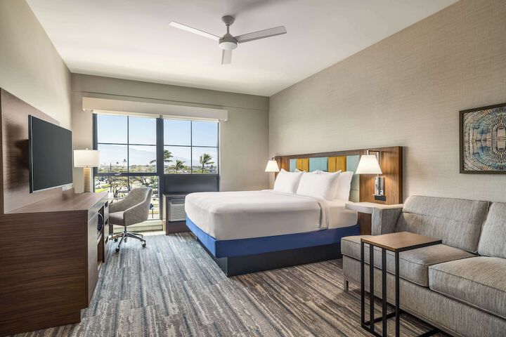 Hampton Inn & Suites Maui North Shore