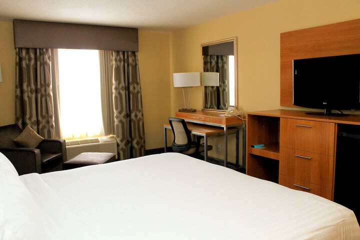 Room 21 of 50