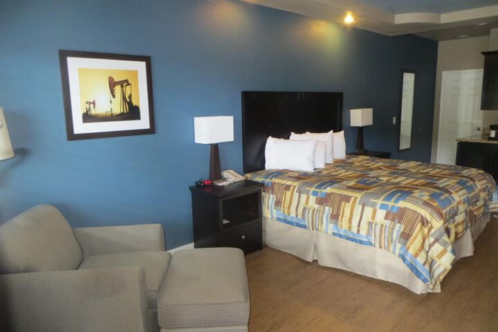 Room 16 of 49