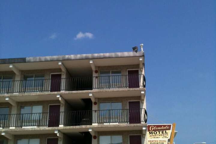 Hotel 6 of 23