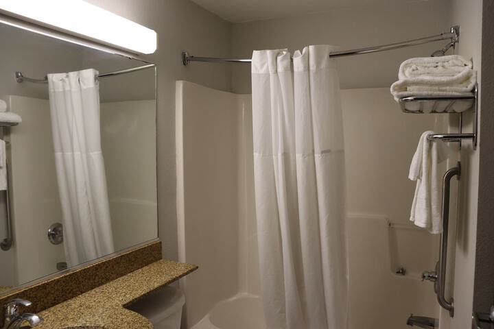 Microtel Inn & Suites by Wyndham Columbus / Near Fort Benning