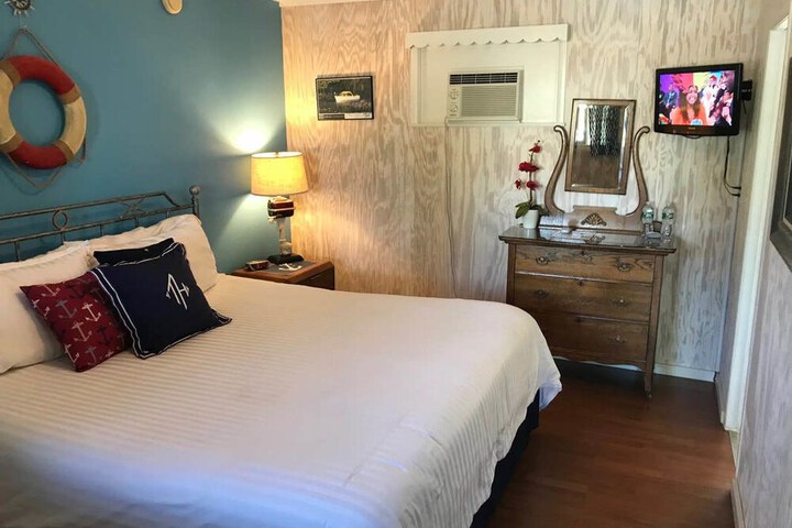 Room 57 of 100