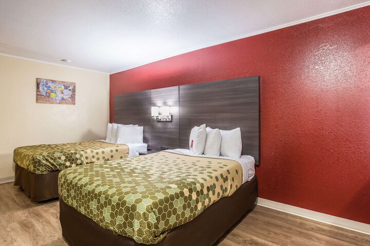 Room 14 of 20