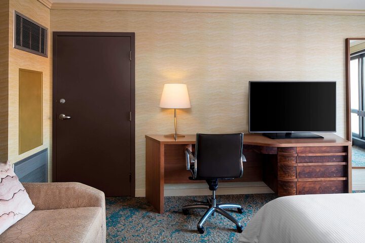 Room 12 of 62