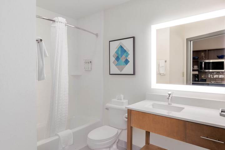 Candlewood Suites Oklahoma City-Moore by IHG