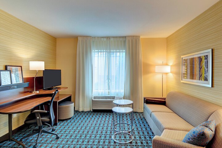 Room 16 of 27