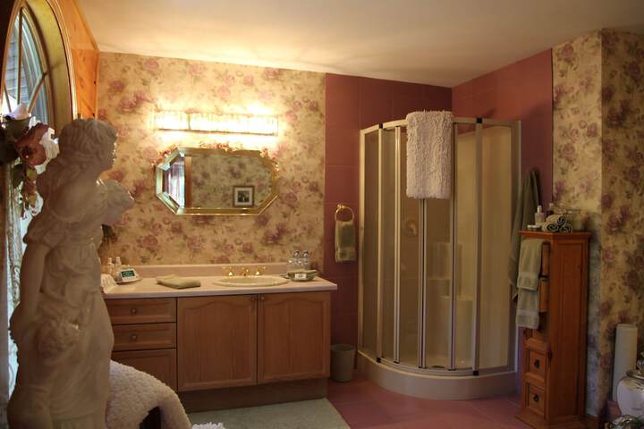 Room 12 of 54