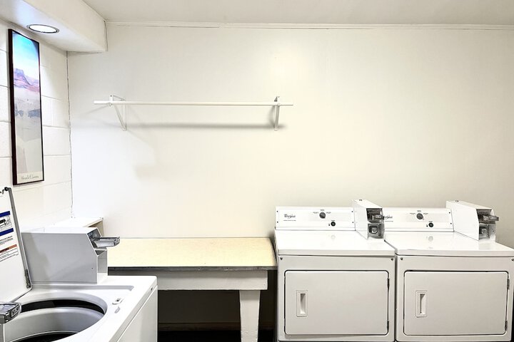 Room 9 of 29