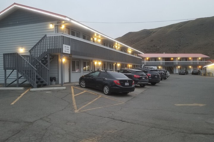 Hotel 4 of 41