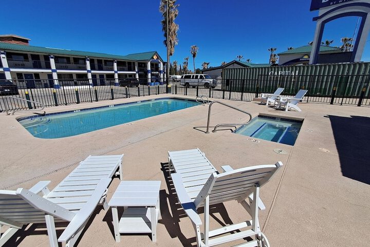 Days Inn by Wyndham Safford AZ