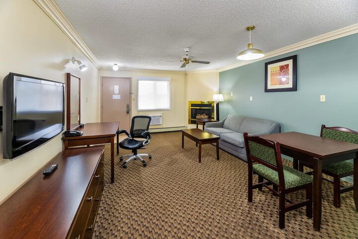 Quality Inn & Suites