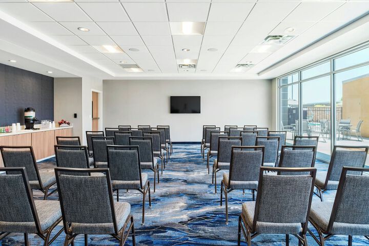 Fairfield Inn & Suites Hanford