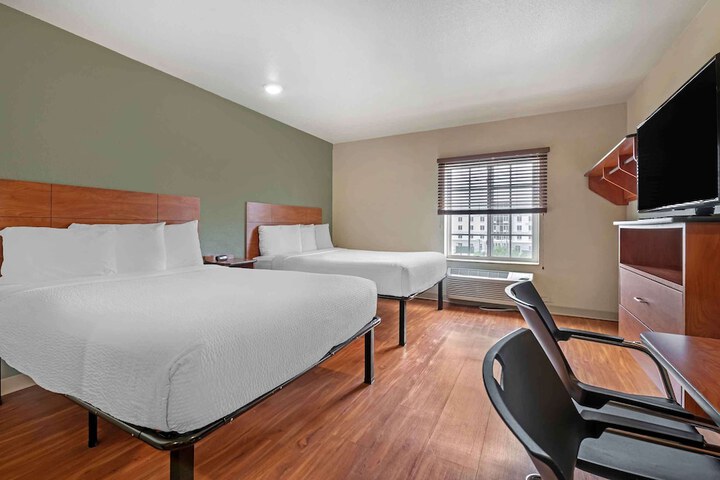 Room 28 of 31