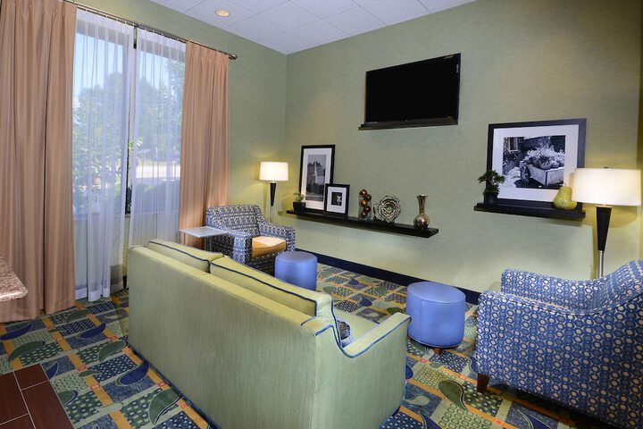 Hotel Interior 7 of 32