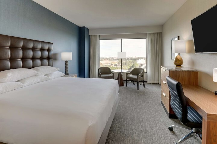 Room 43 of 89