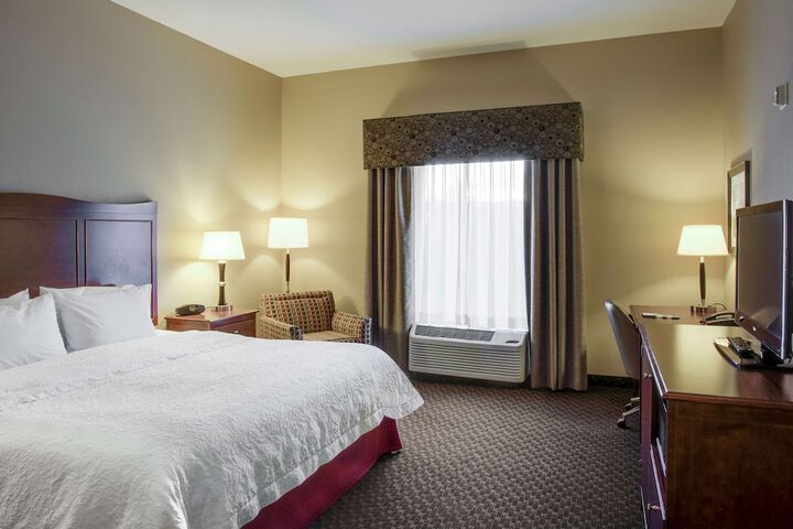 Room 14 of 33