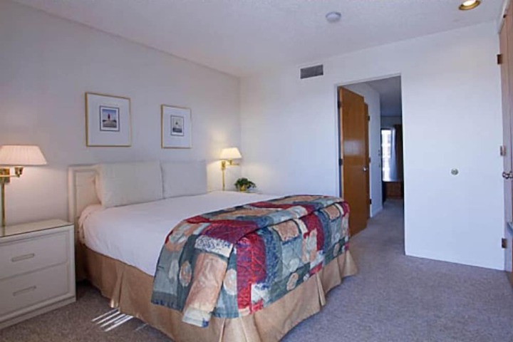 Room 20 of 26