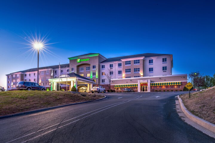 Hotel 2 of 67