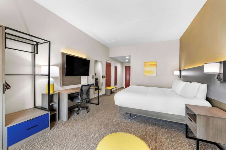 Room 14 of 45