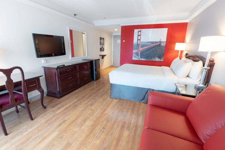 Room 45 of 132