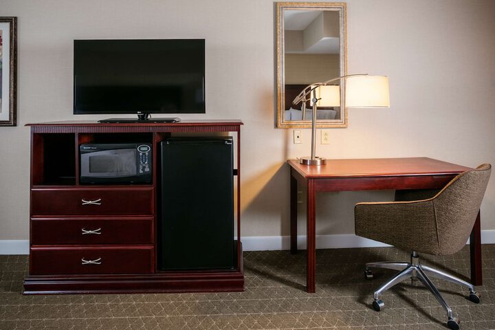 Room 30 of 42