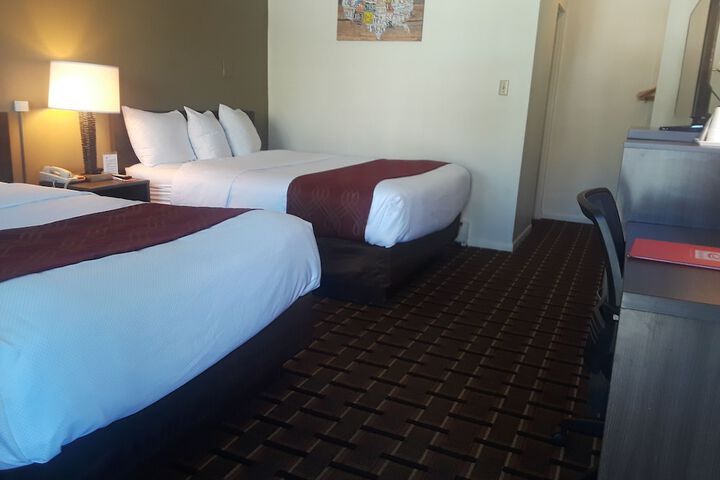 Room 20 of 33