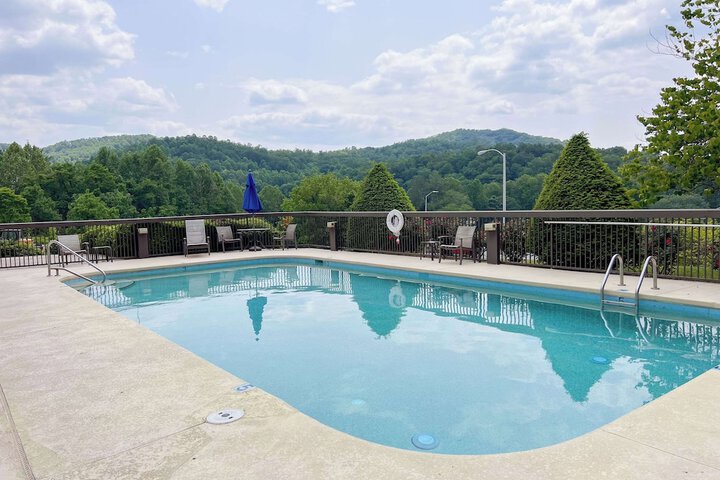 Pool 3 of 40