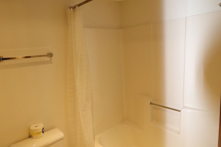 Travelodge by Wyndham Redwood Falls