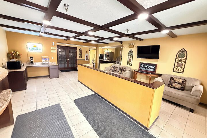 Fairview Inn & Suites Whitewater