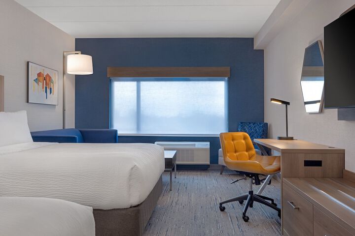 Room 50 of 68