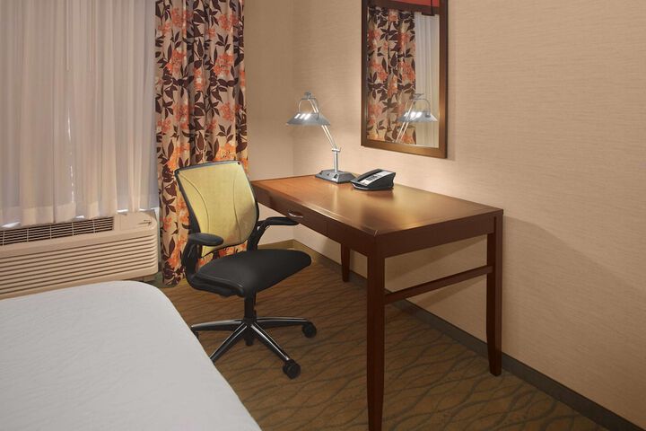 Room 15 of 36
