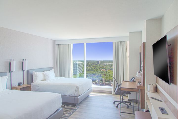 Room 7 of 25